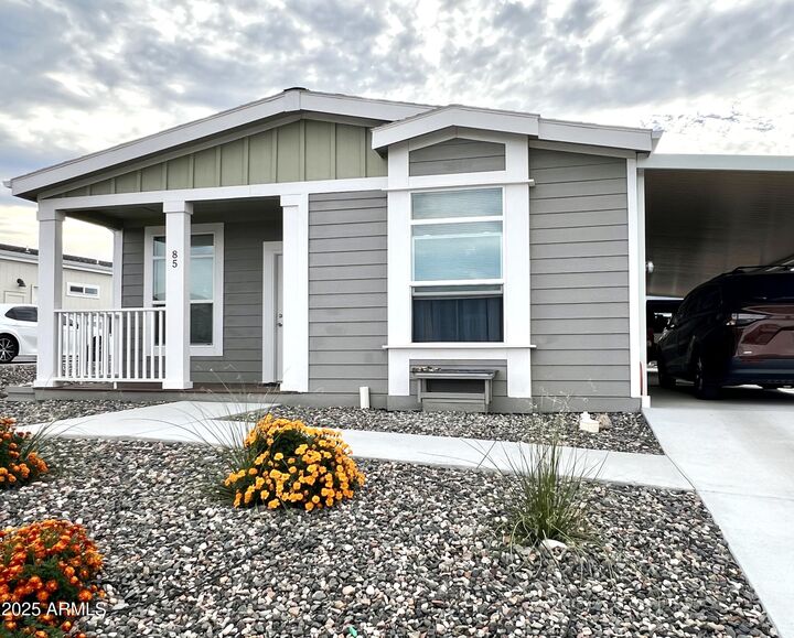 Property Photo: 85 Copper Canyon Loop AZ 86322