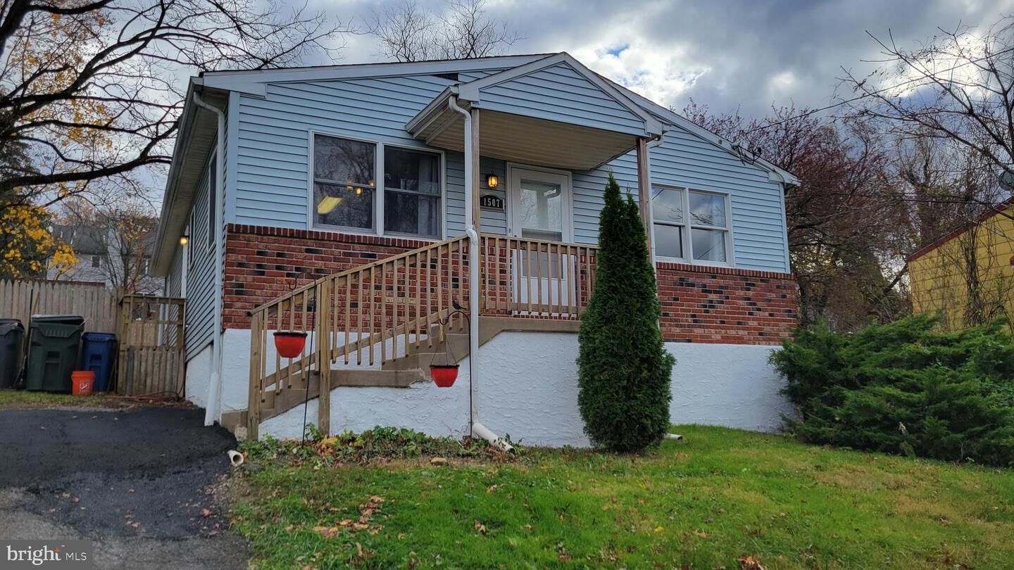 Property Photo:  1507 Rothley Avenue  PA 19090 