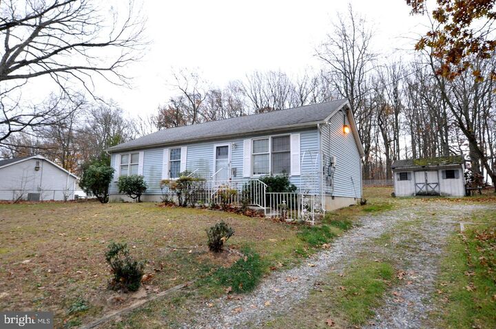 818 Mail Avenue  Woodbury NJ 08096 photo