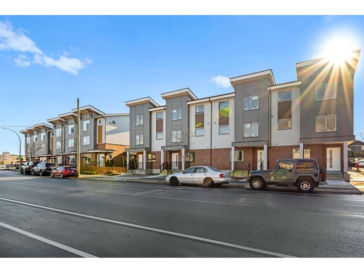 Property Photo:  22348 48 Avenue 2  BC V3A 3N5 