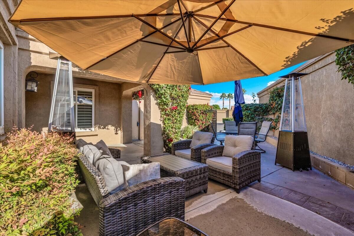 Property Photo:  44269 Portofino Court  CA 92260 