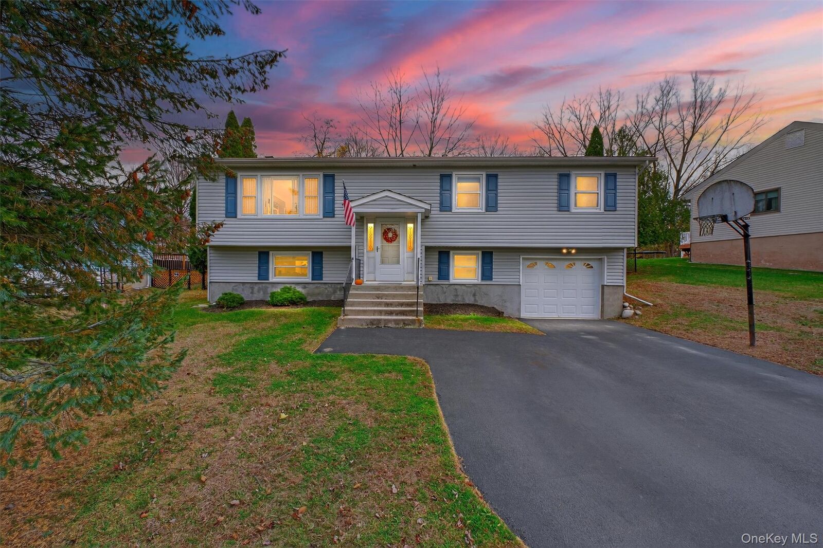 Property Photo:  41 Creamery Drive  NY 12553 