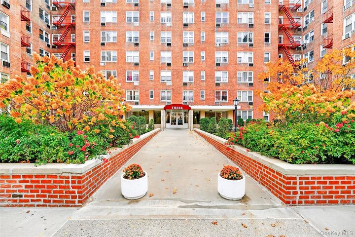 Property Photo: 3 Sadore Lane 3F NY 10710