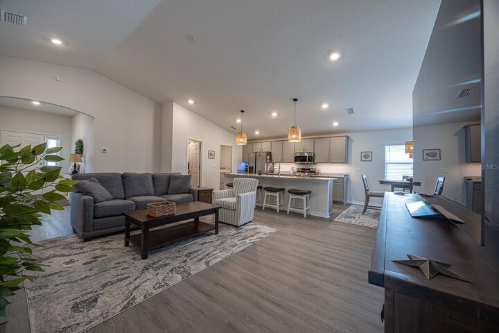 Property Photo:  6540 166th Place E  FL 34219 