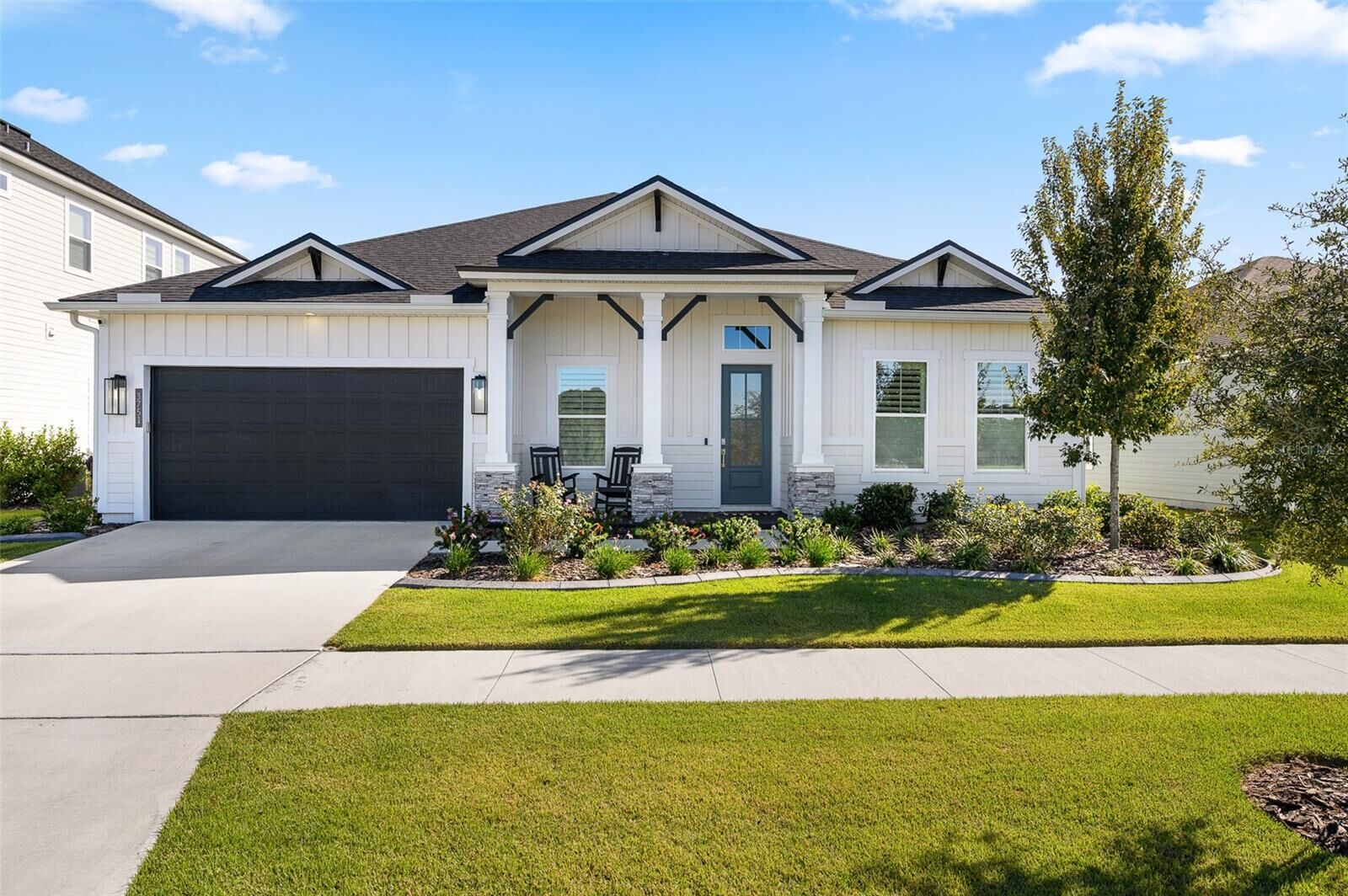 Property Photo: 3751 SW 120th Drive FL 32608