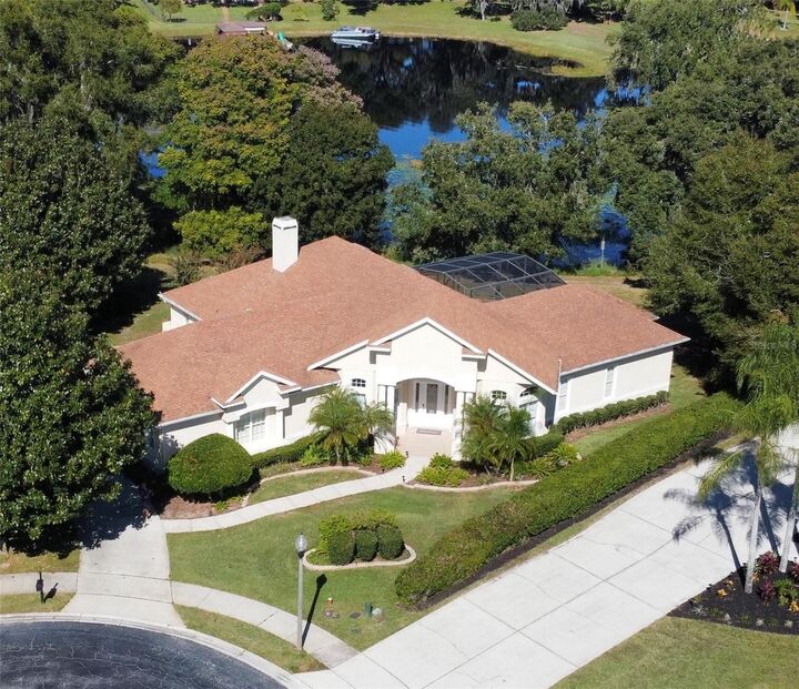 Property Photo:  12914 Creekside Court  FL 34711 