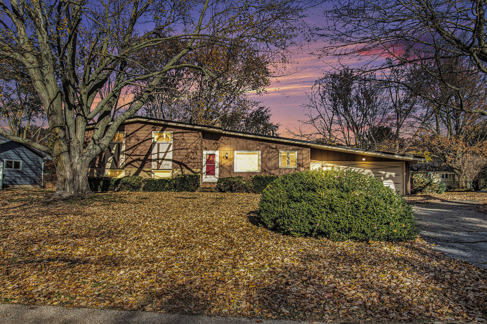 Property Photo: 1215 Marlene Street MI 49423