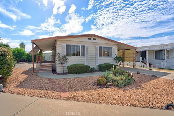 Property Photo: 1525 W Oakland Ave 115 CA 92543