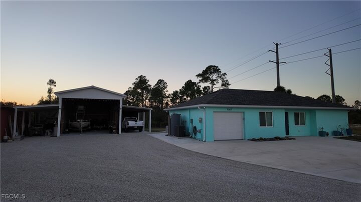 Property Photo:  5367 Grovewood Circle  FL 33982 