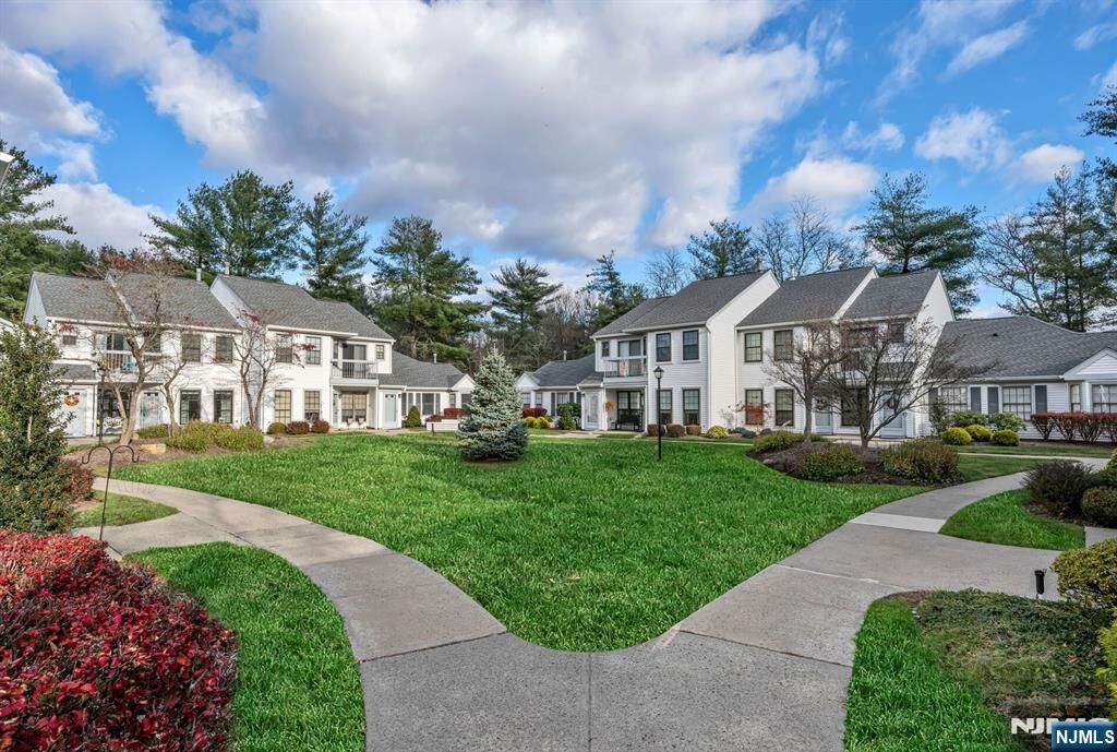 Property Photo: 80 Konight Court NJ 07430