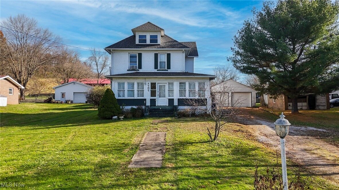 Property Photo: 1707 Staunton Turnpike WV 26104