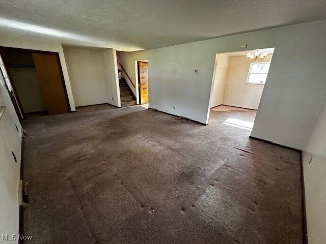 Property Photo: 2512 Wick Street SE OH 44484