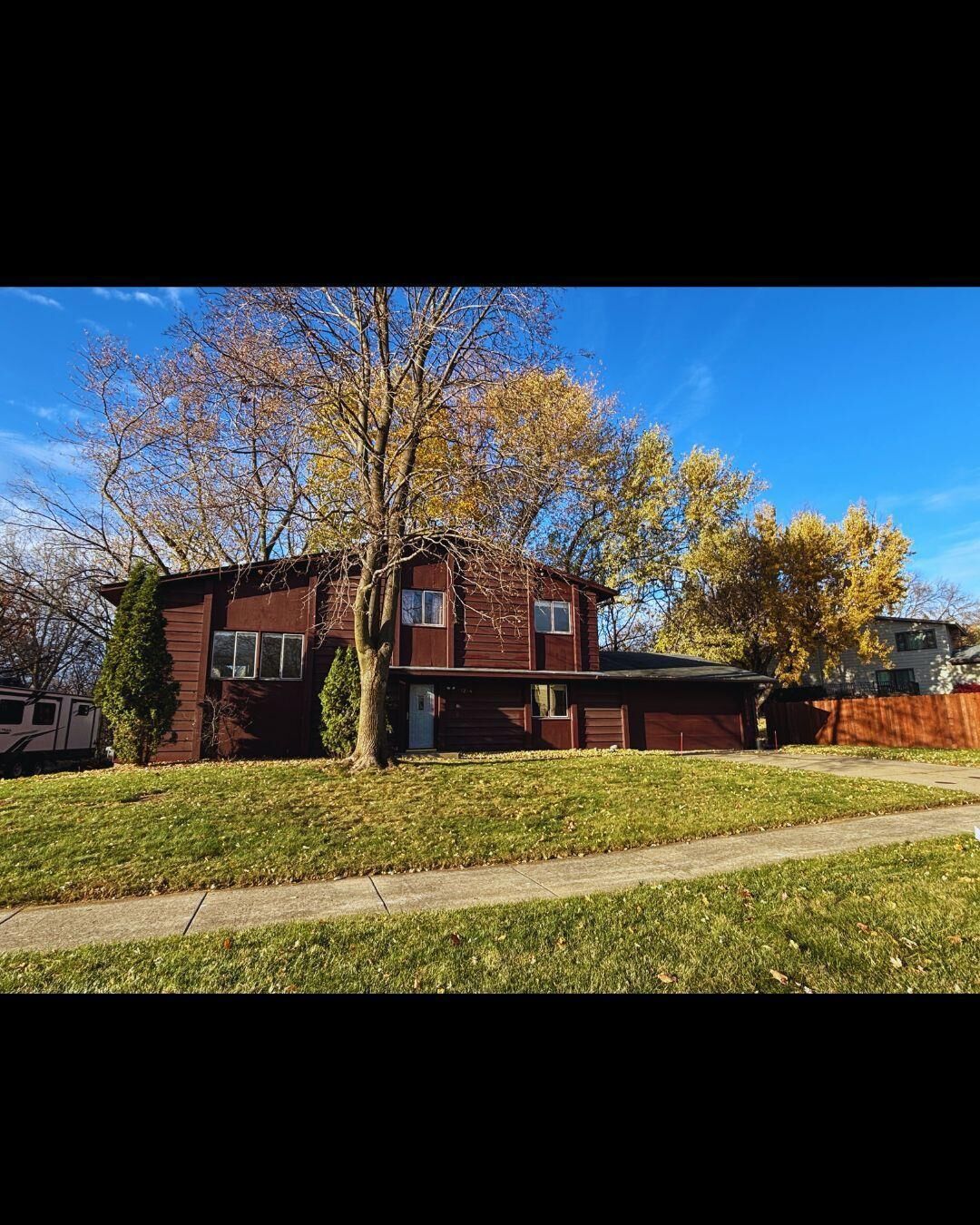 Property Photo:  13204 Parkwood Drive  MN 55337 