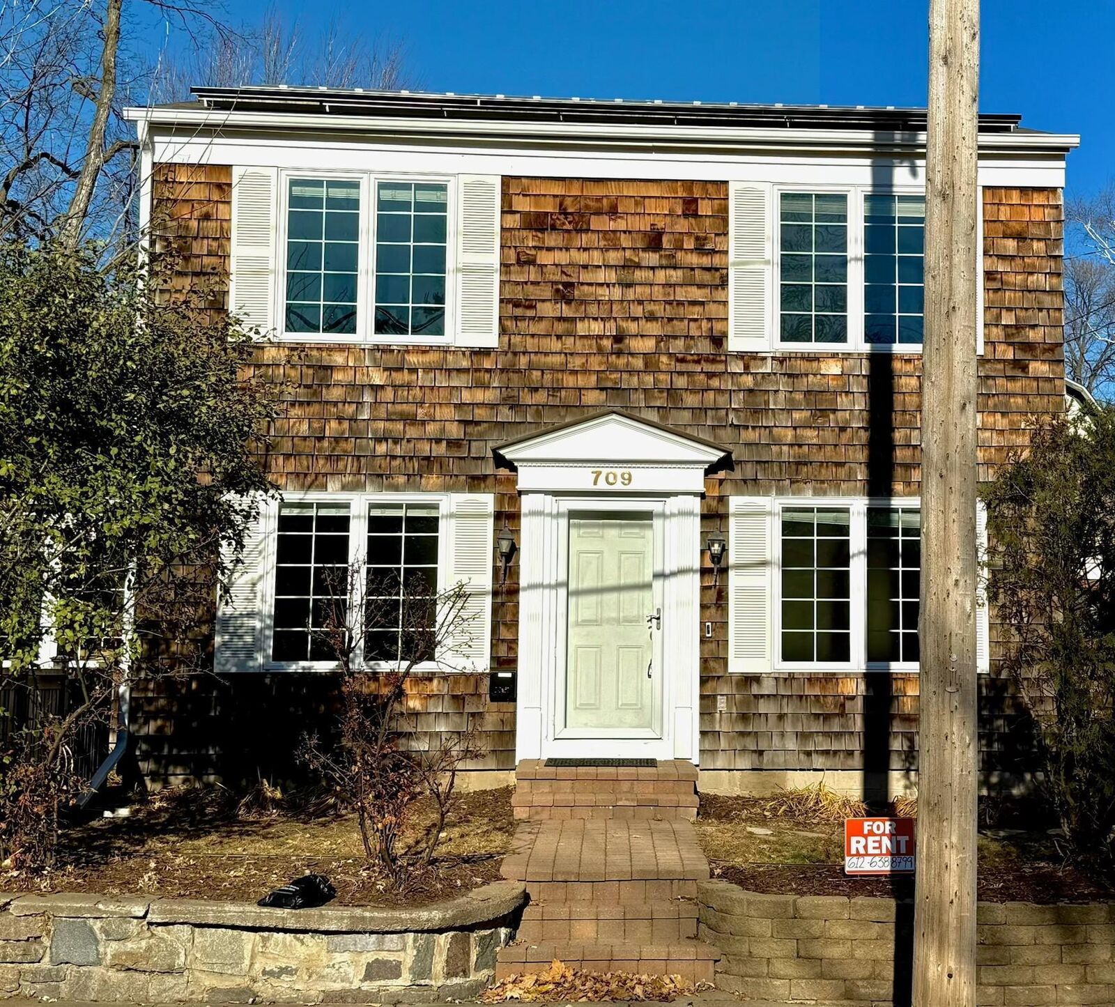 Property Photo: 709 Wayzata Boulevard E MN 55391