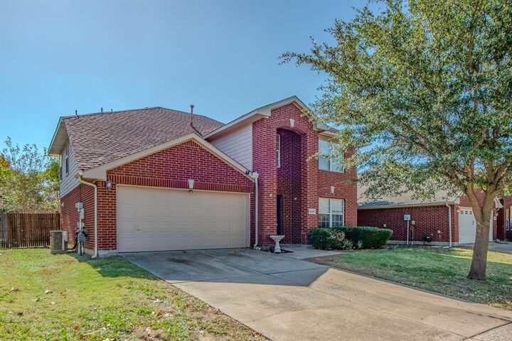 Property Photo: 9209 Harrisburg Lane TX 75071