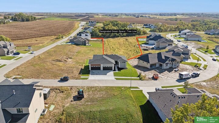 Property Photo: 20658 Laurel Avenue NE 68022