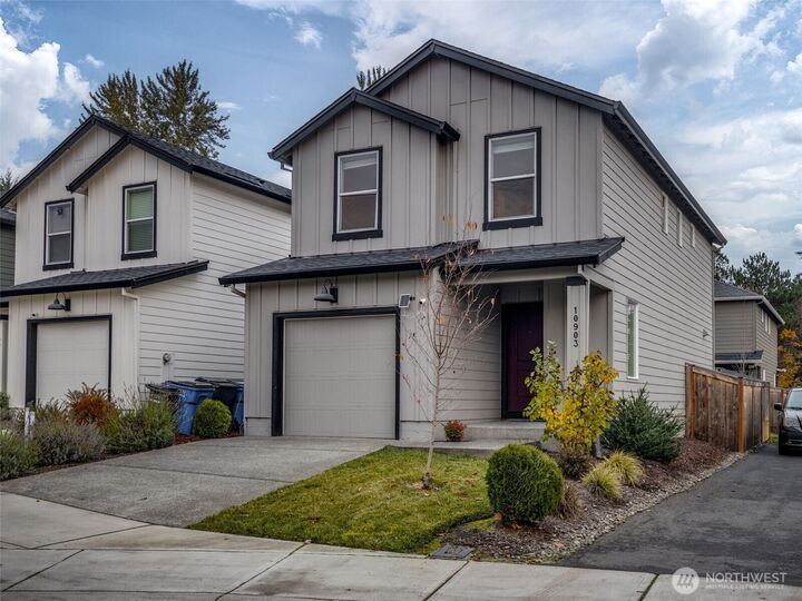 Property Photo: 10903 126th Ct NE WA 98682
