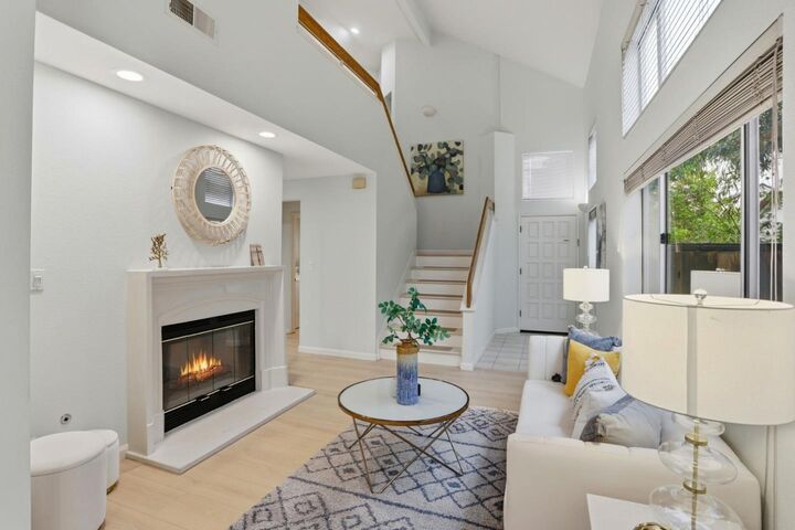 Property Photo: 294 Woodruff Way CA 95035