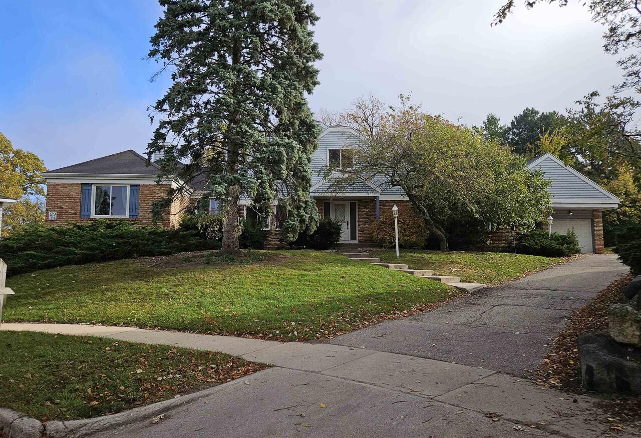 Property Photo:  25 Cornado Court  WI 53719 