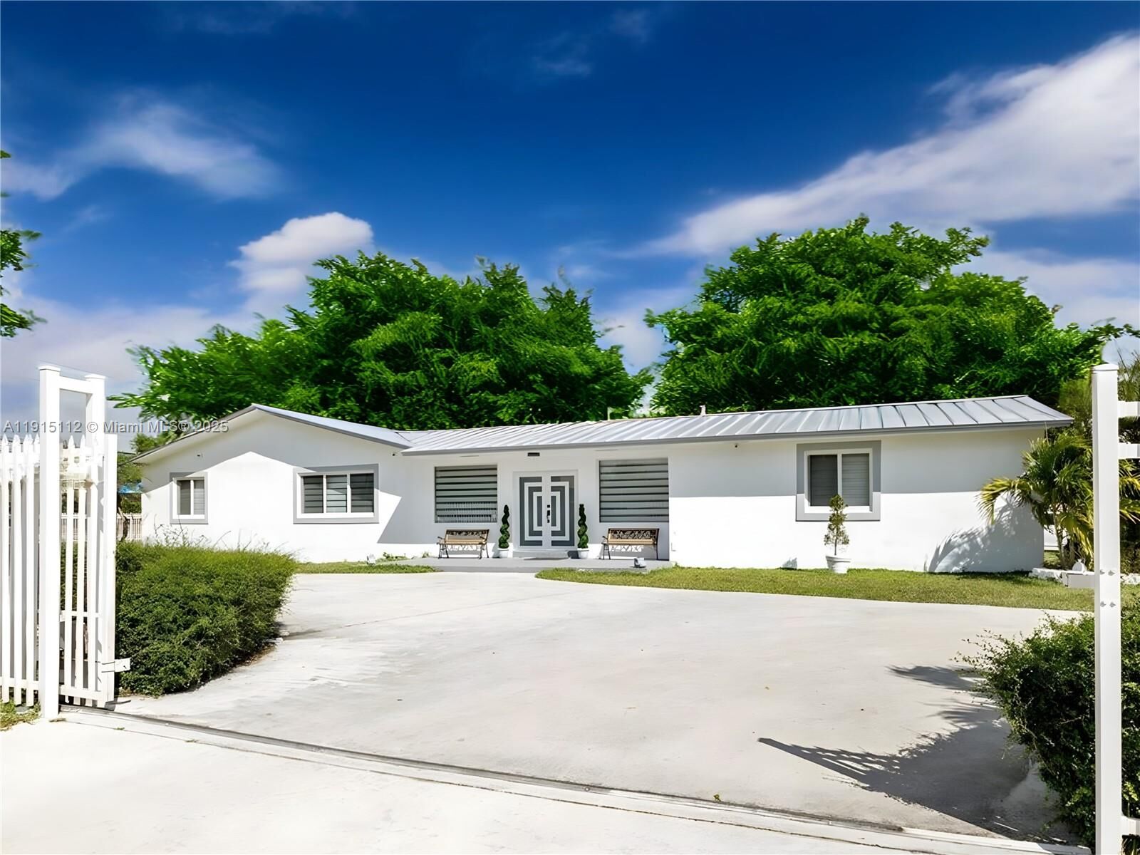 Property Photo: 12601 SW 204th St FL 33177