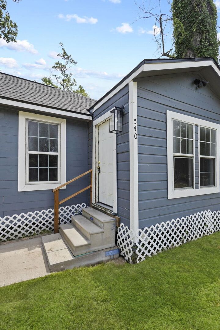 Property Photo: 540 24th St. TX 77706