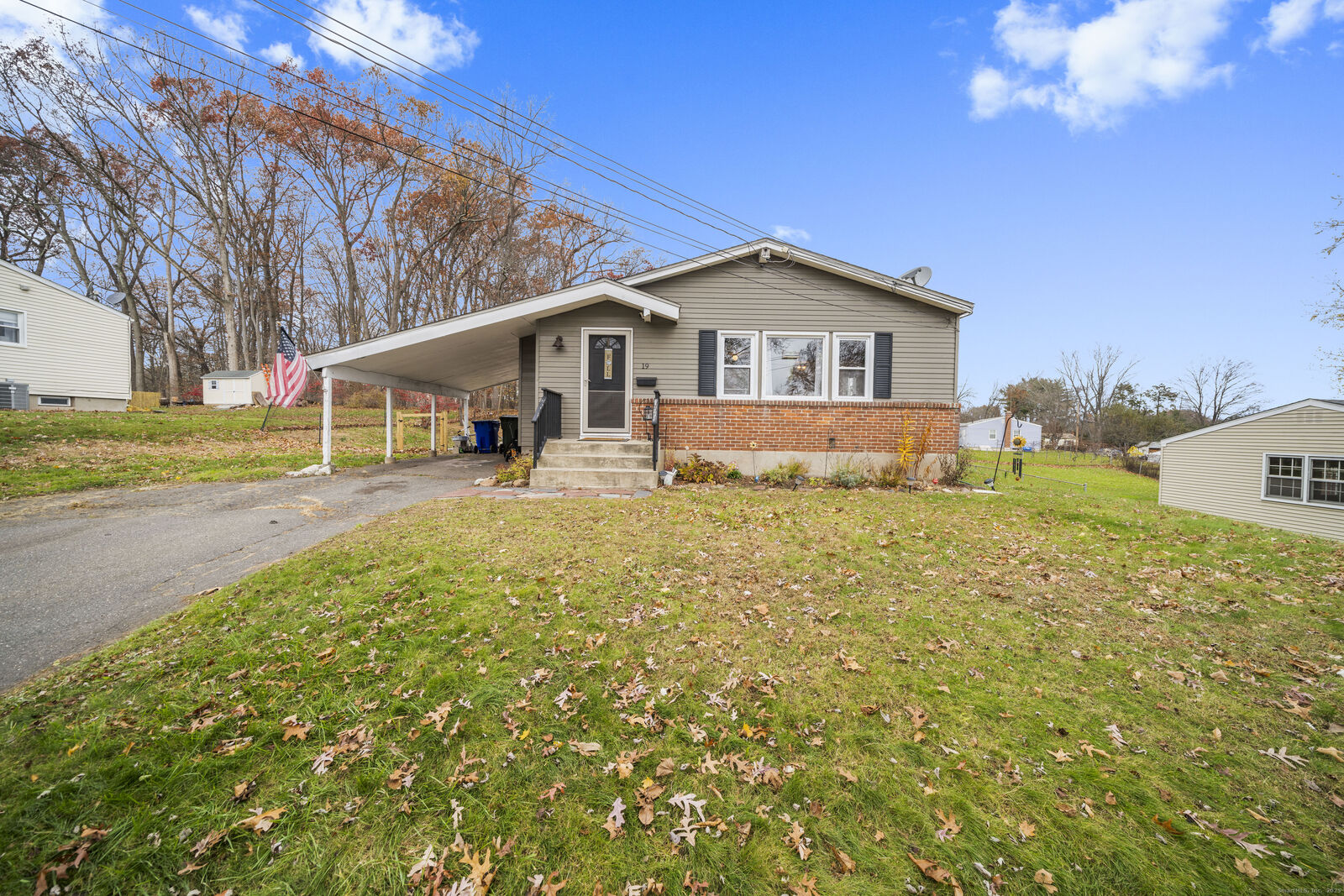 Property Photo: 19 Thomas Street CT 06096