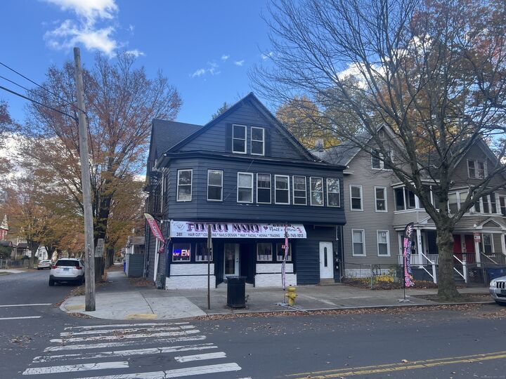 Property Photo:  381 Shelton Avenue 3  CT 06511 