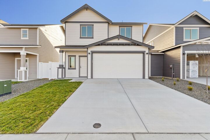 Property Photo:  7563 Grapevine Ct  WA 99353 