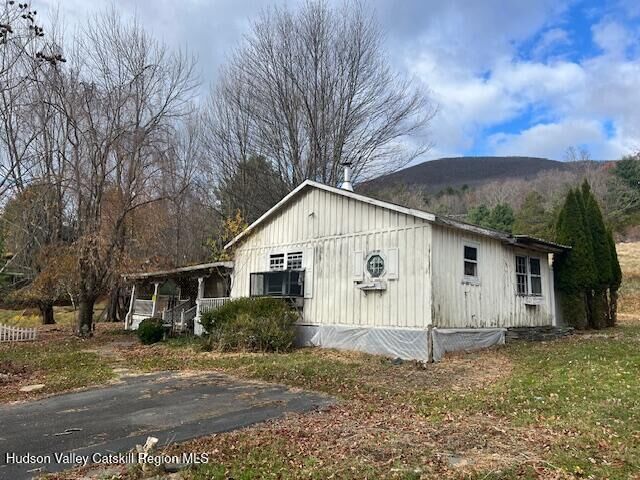 Property Photo:  244 Upper Samsonville Road  NY 12461 