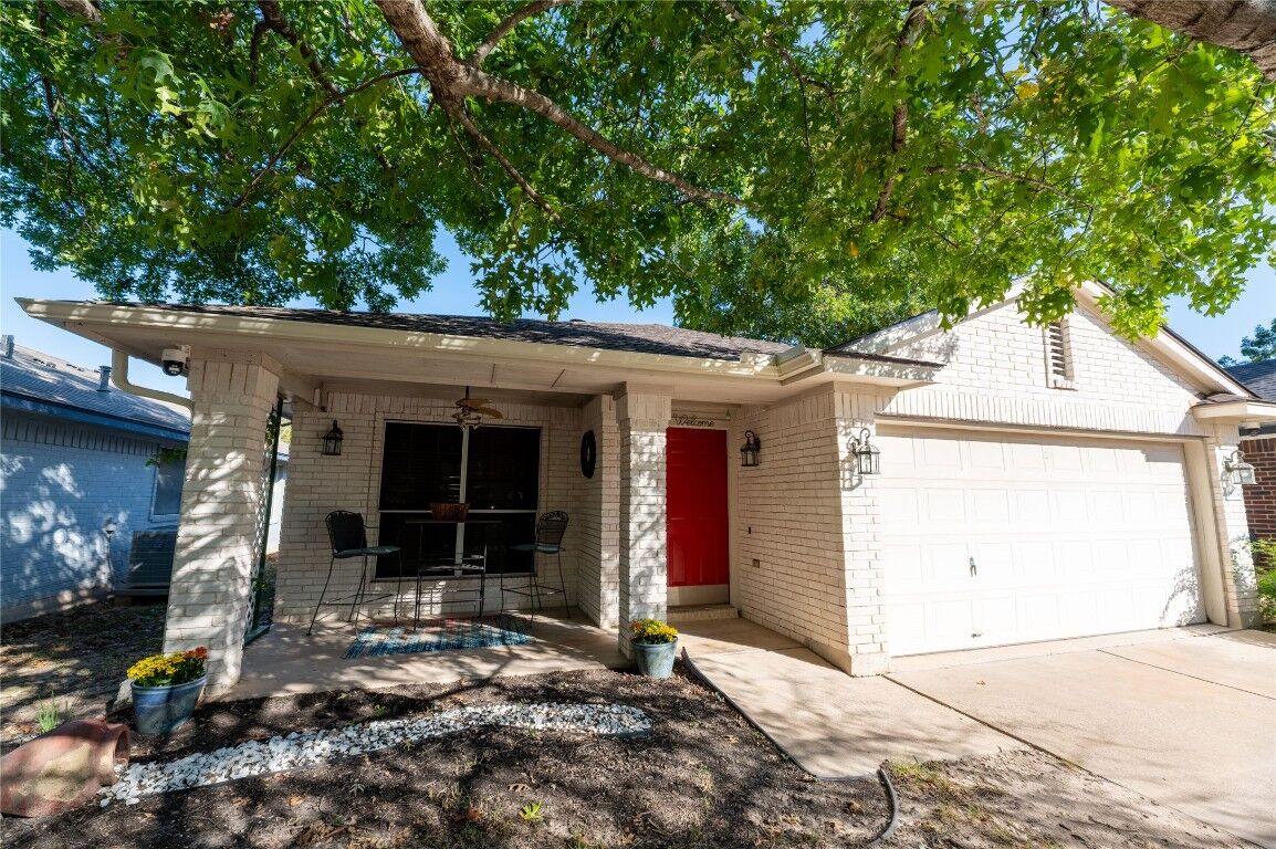 Property Photo: 2604 Hutton Lane TX 78641