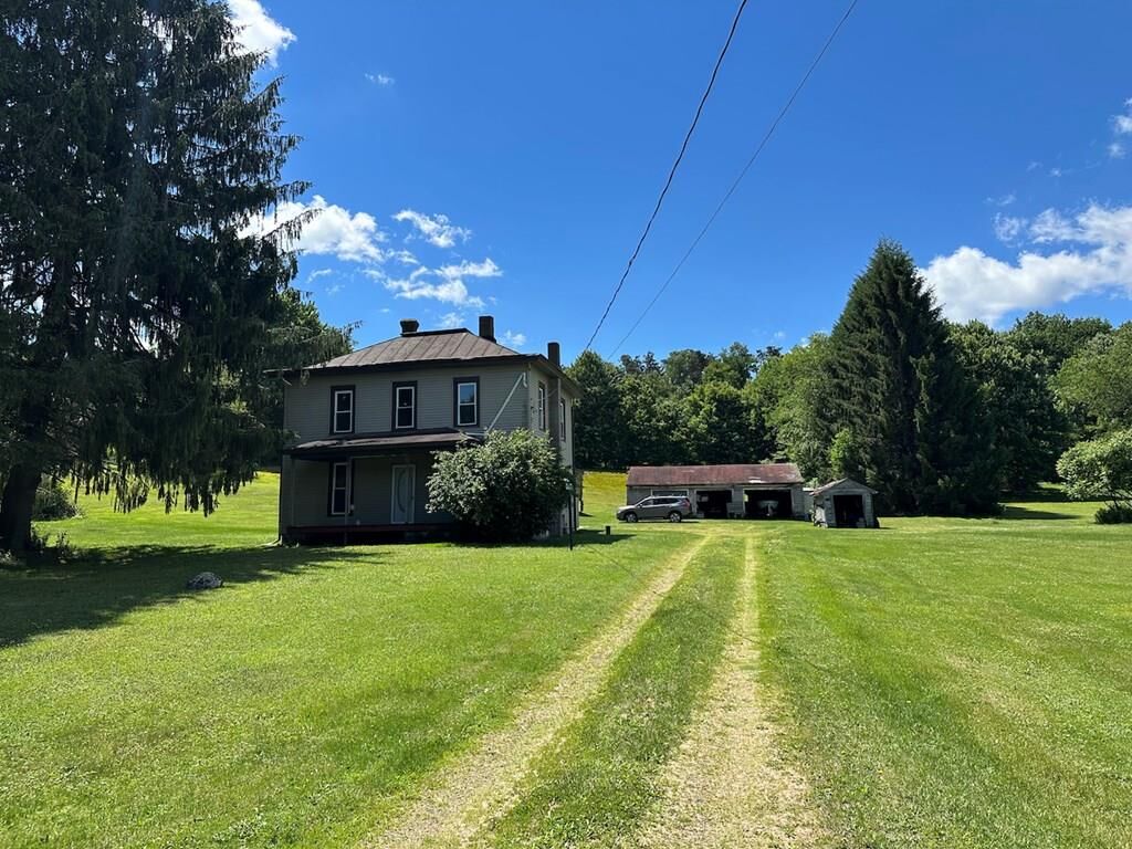 Property Photo: 3776 Georgetown Road PA 16342