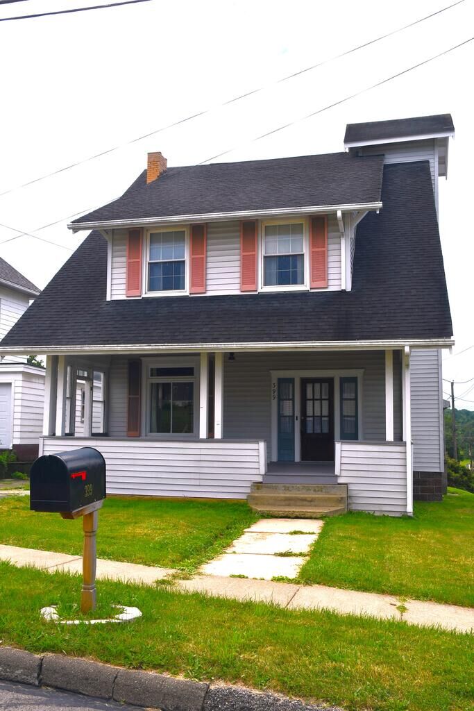 Property Photo:  399 East Penn Avenue  PA 16232 