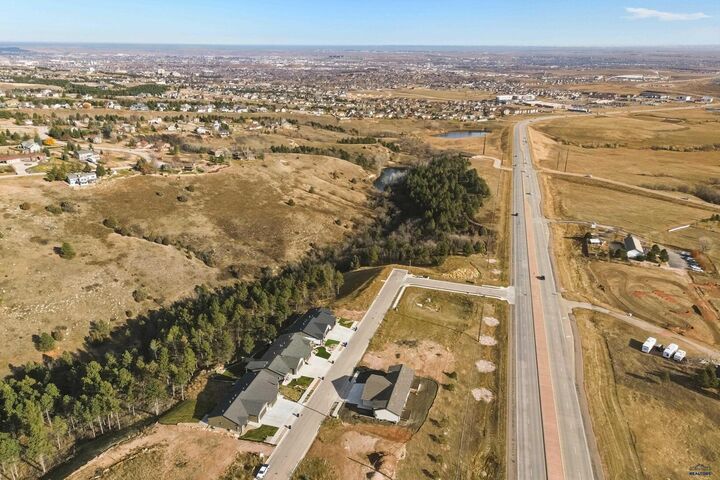 Property Photo:  1121 Pinnacle Ct  SD 57701 