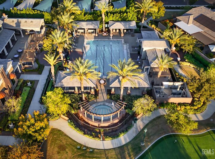 Property Photo: 2228 Swanfield Way CA 93311