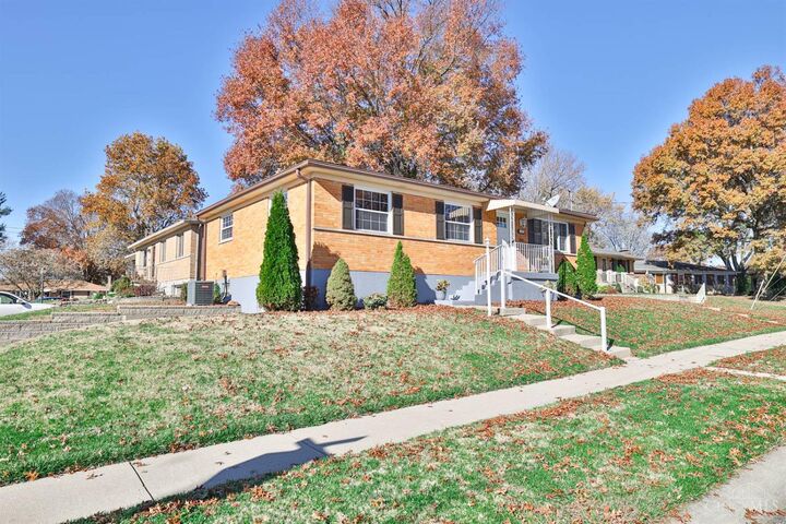 Property Photo: 553 Starling Court OH 45238