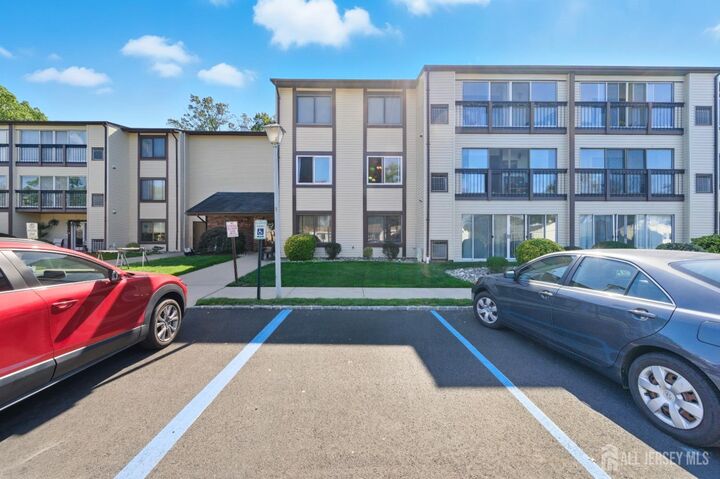 277 Crosse Drive 2C  Monroe NJ 08831 photo