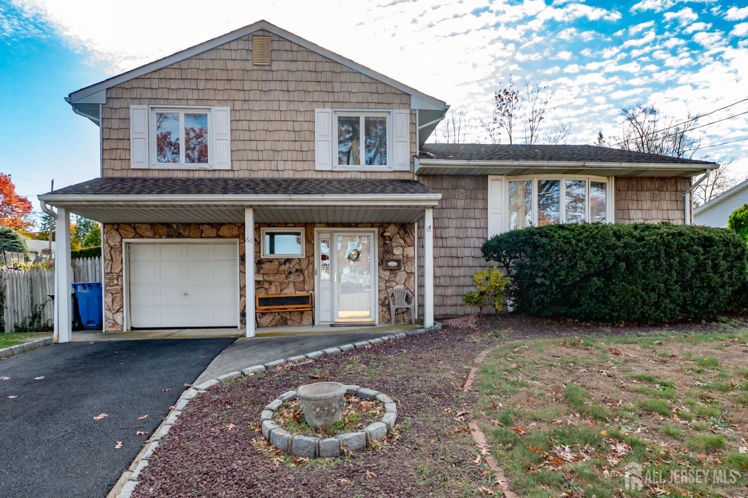 Property Photo:  61 Foothills Drive  NJ 08882 