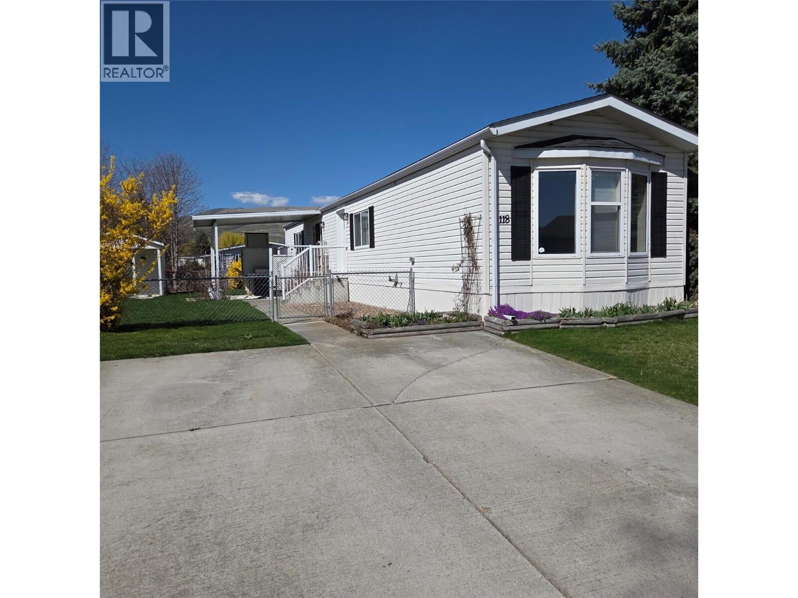 Property Photo: 6688 Tronson Road 118 BC V1H 1R9
