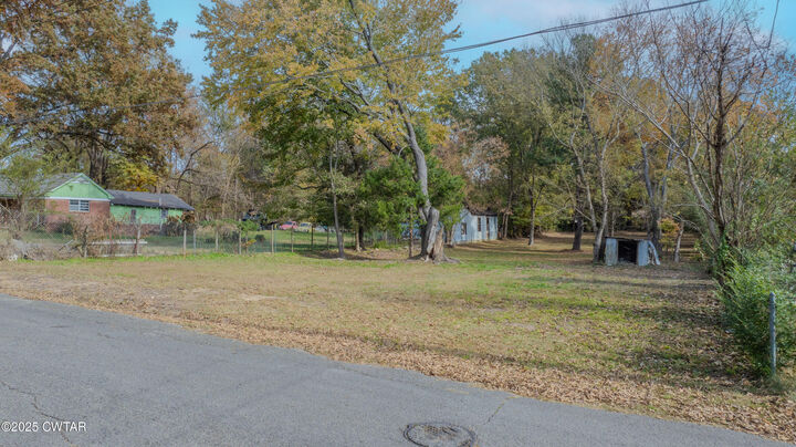 Property Photo:  406 N Bond Avenue  TN 38012 