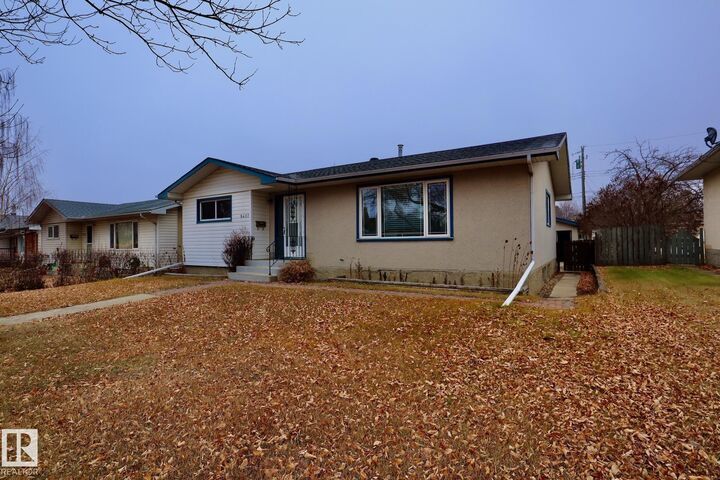 Property Photo:  9407 96 Street  AB T8L 1S5 