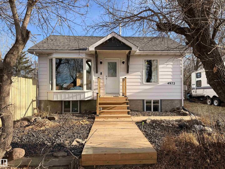 4972 Centre St  New Sarepta AB T0B 3M3 photo