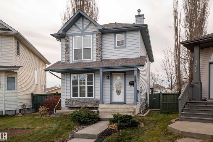 1504 Grant Court NW  Edmonton AB T5T 6L3 photo