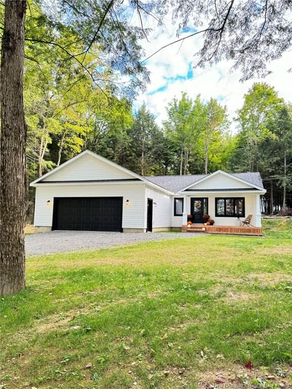 Property Photo:  208 Crocks Point Street  NB E6L 1T5 