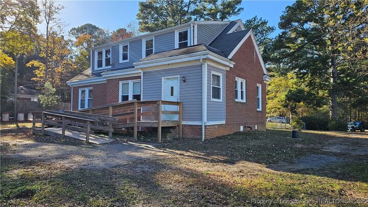 Property Photo: 1801 Carthage Street NC 27330