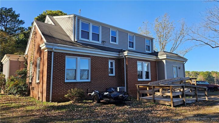 Property Photo: 1801 Carthage Street NC 27330