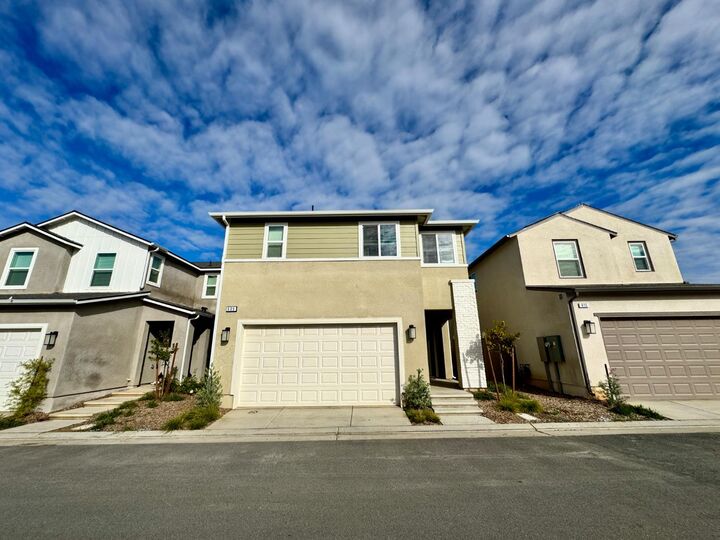 Property Photo: 609 Josephine Avenue CA 93636