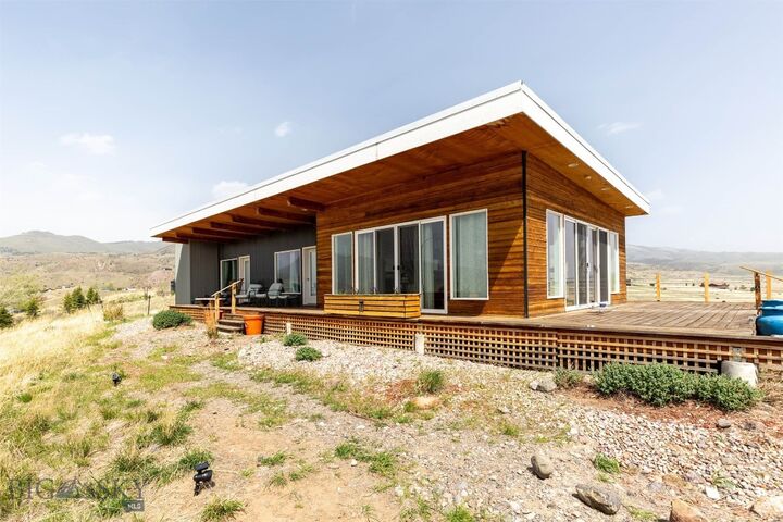 28 Victoria Lane  Emigrant MT 59027 photo