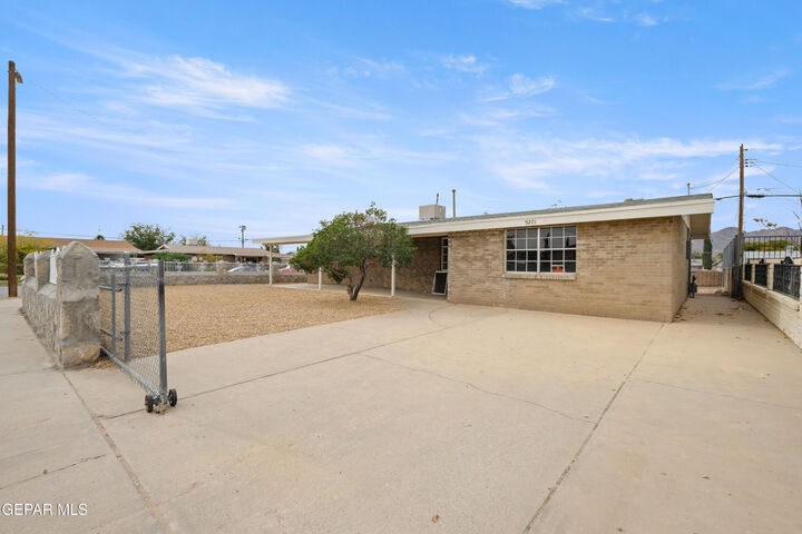 Property Photo:  9201 Waverly Drive  TX 79924 