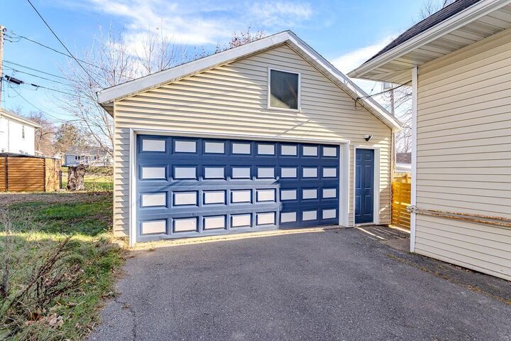 Property Photo:  407 State St  WI 54452 