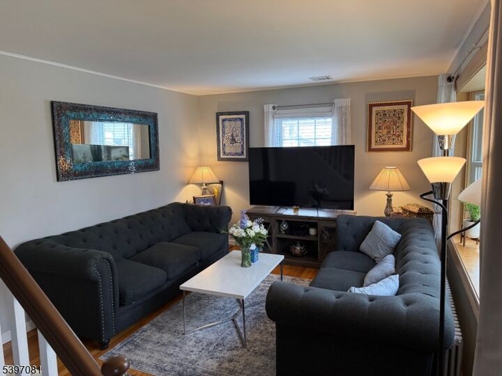 Property Photo:  8 Charles St  NJ 07869 